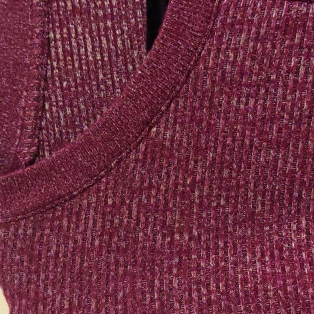 Sweater - Picture 3 of 7